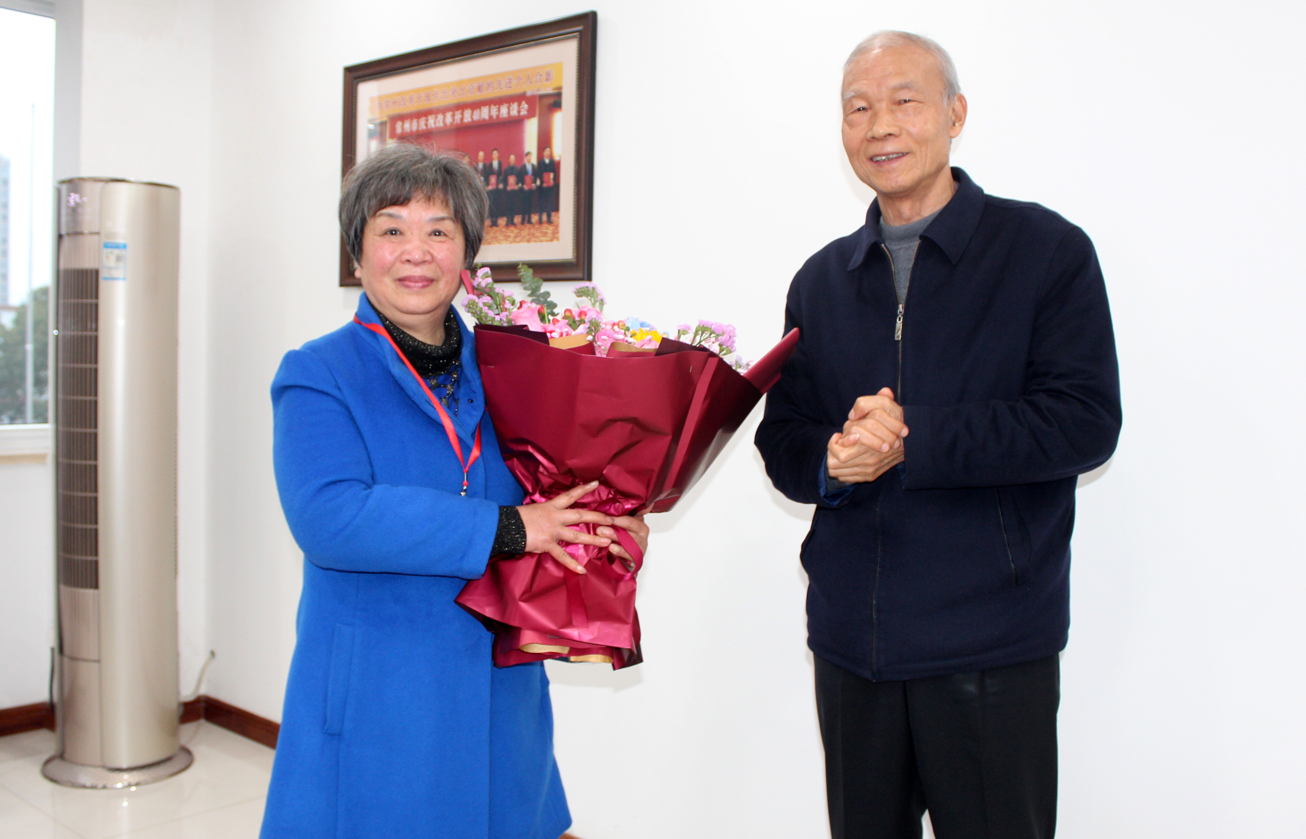 奉獻半生，不舍別離——記上上電纜銷售顧問錢國琴退休送別會