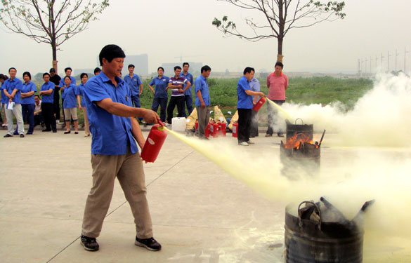 1457352845495327HQ4N.jpg DSC0204800000000.jpg